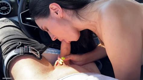 Horny69rabbits Sweet Stranger Sucks Dick In A Car In A Hd Lela Star Ass Istorint