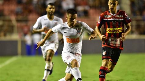 Corinthians x Ituano Onde assistir prováveis escalações hora e local