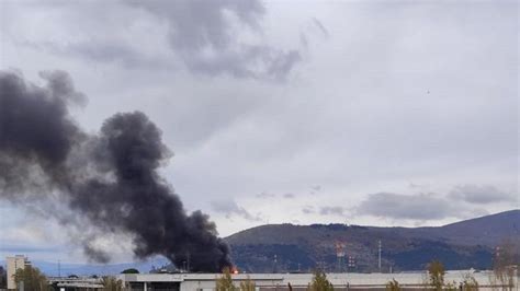 Esplosione E Incendio In Un Deposito Eni A Calenzano Due Persone