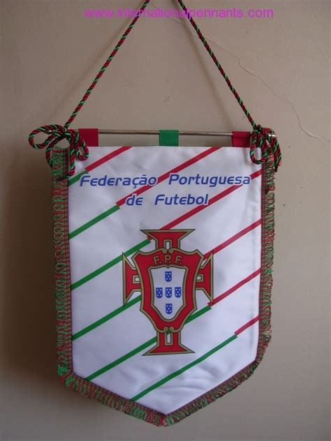 Federação Portuguesa de Futebol 3 - Internationalpennants