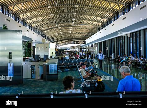 The Departures Terminal at Tampa International Airport FL Stock Photo ...