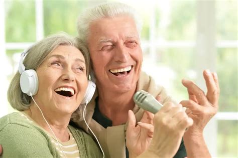 Music Therapy For Seniors A Simple Way To Keep The Elderly Healthy