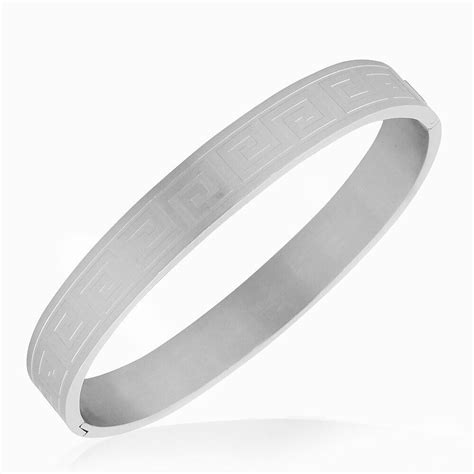 Edforce Stainless Steel Silver Tone Greek Key Oval Shaped Bangle