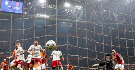 Silap Onana Galatasaray Bangkit Ikat United Berita Harian