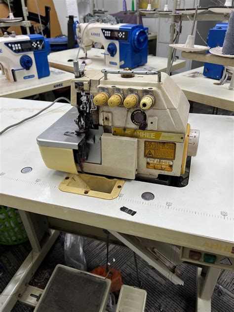 Overlock Machine Mesin Jahit Tepi TV Home Appliances Other Home