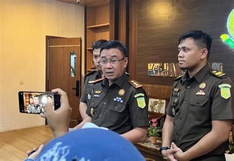 Kejari Maros Tahan Tersangka Korupsi Proyek Kabel Tanam Rugikan Negara