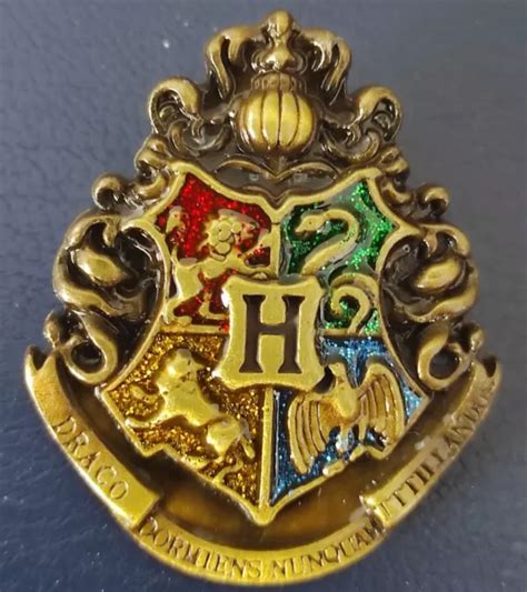 HARRY POTTER PIN BACK Buttons 5 Pack Hogwarts Pyramid International EUR