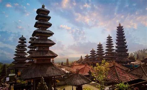 tempat wisata  indonesia  terkenal  mendunia