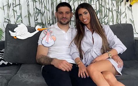 Mitrović opet postao tata Fudbaler i supruga Kristina dobili treće