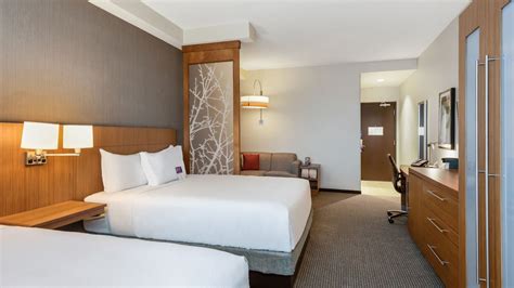 Modern Hotel near Tampa Premium Outlets® | Hyatt Place Tampa / Wesley ...