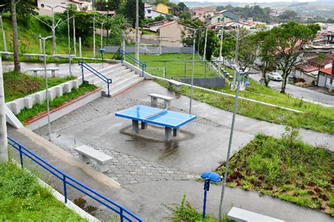 PREFEITURA DE RESENDE ENTREGA OBRAS DE REVITALIZAÇÃO DA PRAÇA DA VILA VERDE