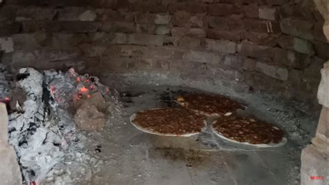 TaŞ Firin Da Lahmacun Yapimi Tandir Spoİler Pİzza Firini KÖy Firini