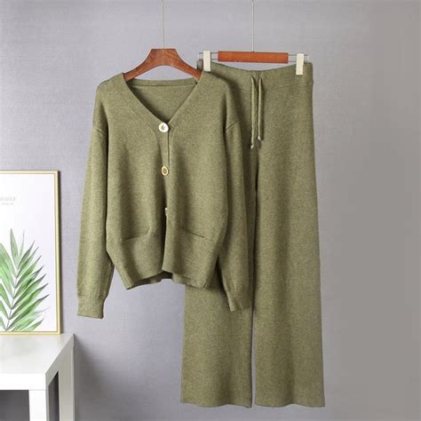 Christmas T Hirsionsan 2 Pieces Knitted Sets Women Tracksuit V Neck Cardigan And High Waist