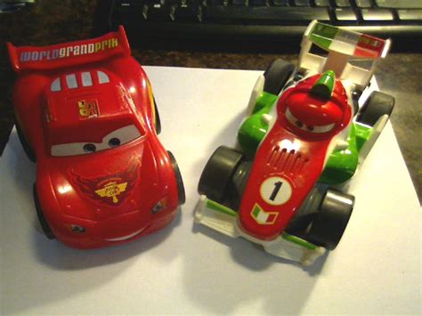 Disney Pixar Cars 2 Shake N Go Lightning Mcqueen And Francesco Bernoulli