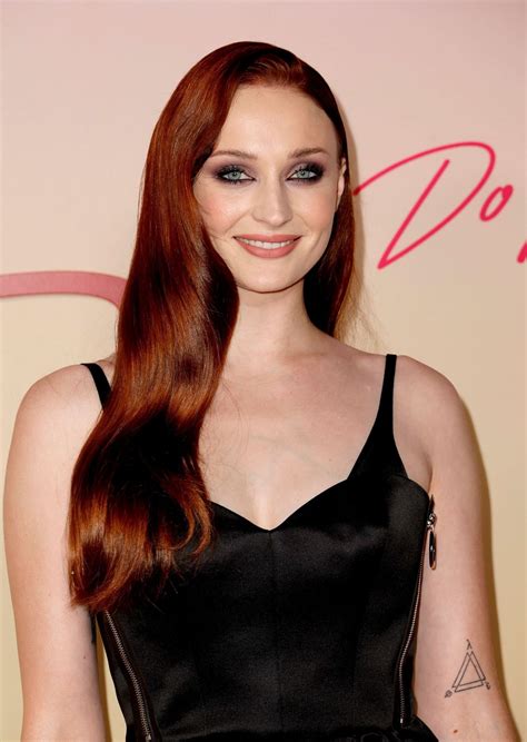 Sophie Turner Sexy Redhead Hot Celebs Home