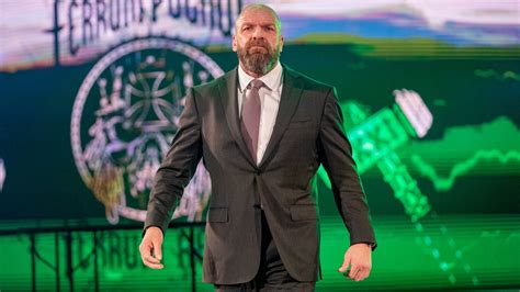 Wwe Elevates Paul Triple H Levesque To Chief Content Officer C E Sports