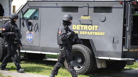 Warren Couple Says Detroit Police Raid Violated Rights