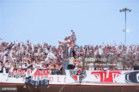 10968 São Paulo Fans Stock Photos High Res Pictures And Images