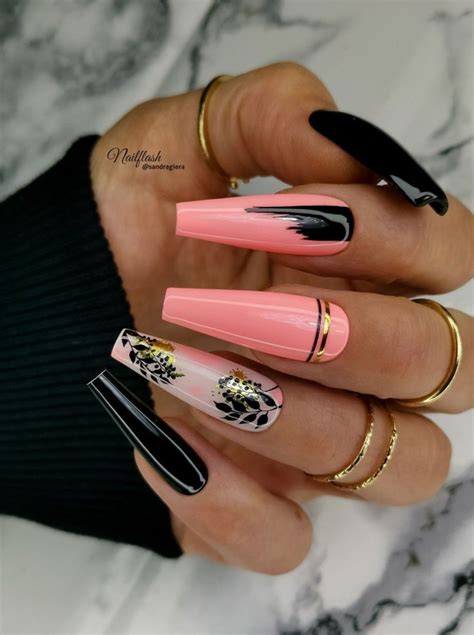 Edgy Goth Grunge Black Nails für einen dramatischen Look Wow nails