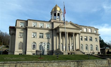 Boone County Court House - West Virginia Explorer