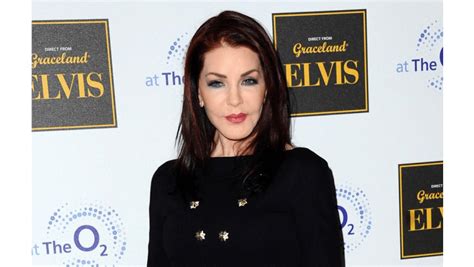 Priscilla Presley Uncomfortable With Fame 8days