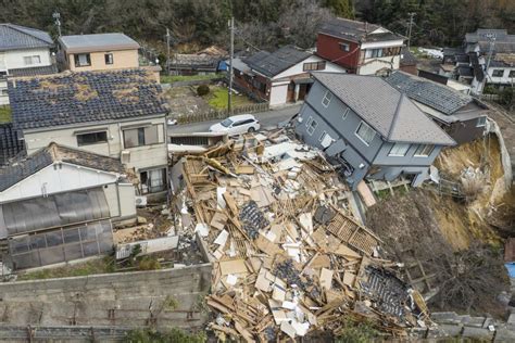 El Terremoto En La Costa Occidental De Japón Deja Al Menos 50 Muertos