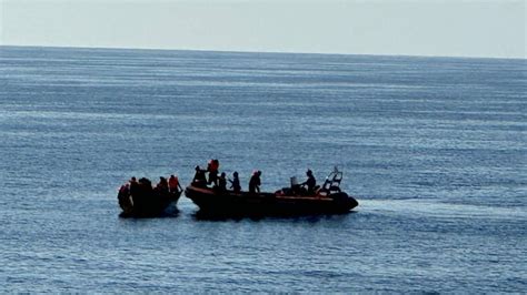 Italia Mueren Al Menos 41 Migrantes En Un Naufragio Frente A Lampedusa