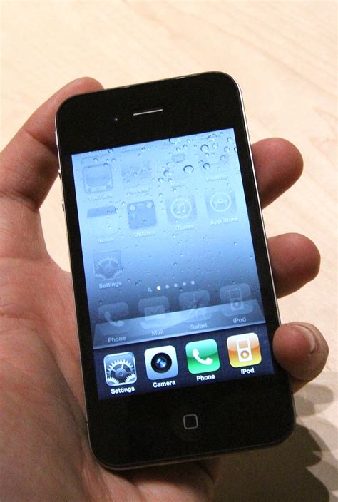 iPhone 4, EVO 4G, Motorola dominated the news this week