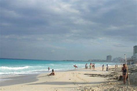 Clima en Cancún y Quintana Roo hoy Viernes caluroso con posibles lluvias