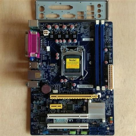 Jual MOBO MOTHERBOAD FOXCONN H61 LGA 1155 DDR3 SUPPORT GEN 2 GEN 3