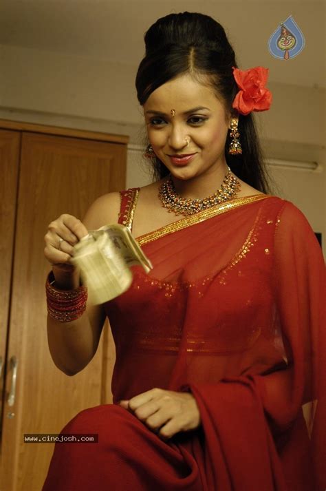 Tanu Roy Hot Photos Photo 7 Of 57