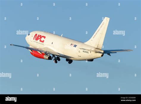 Nac boeing 737 Fotos und Bildmaterial in hoher Auflösung Alamy