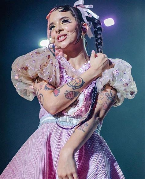 Gefällt 2 773 Mal 19 Kommentare Melanie Martinez melanies updates