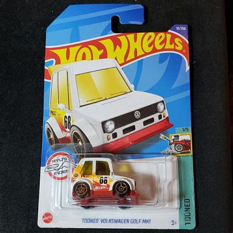 Hot Wheels Tooned Volkswagen Golf Mk Tooned Hct Shopee Brasil