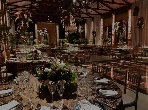 Espaço Catetinho Hall Eventos E Gastronomia - Central Hall | Espaço para Eventos e Gastronomia