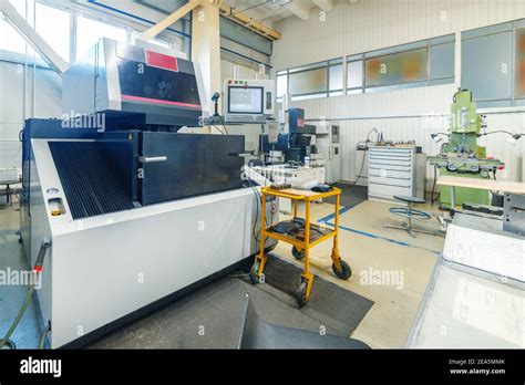 Cnc Milling Machine Hi Res Stock Photography And Images Alamy