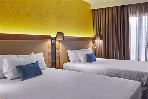 Hotel l'Elysee Val d'Europe Rooms: Pictures & Reviews - Tripadvisor