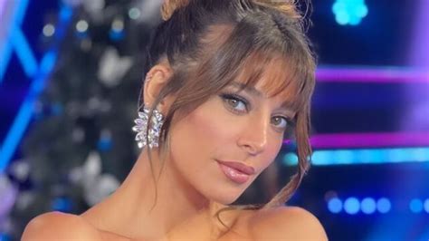 No Suelta El Verano Sol P Rez Apareci Bailando Con Una Microbikini Nude Desde Miami