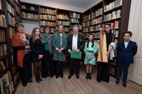 Un Concerto D Arpa E Non Solo Alla Biblioteca Irlandese Princess