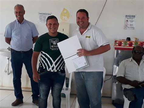 Entrega Dos Certificados Marca O Encerramento Da Primeira Turma Do