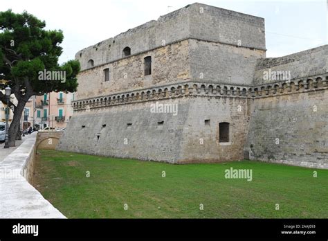 Bari Puglia Italy About 11 2019 Walls Of The Norman Swabian Castle