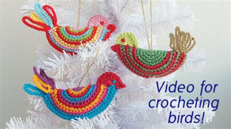 Crochet colorful bird ornament - Knit & Crochet Christmas