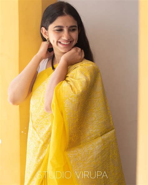 Trendy Minimalistic Sarees 9 Keep Me Stylish