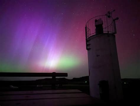 Polarlichter Sonnensturm sorgt für spektakuläre Bilder aus Österreich