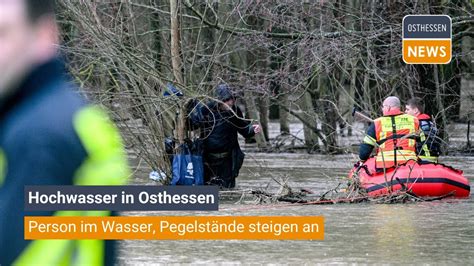 Fulda Hochwasser In Osthessen Person Im Wasser Pegelst Nde Steigen