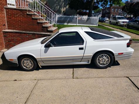 1989 Dodge Daytona Hatchback White Fwd Automatic Es Classic Dodge