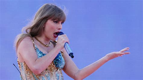 Taylor Swift impresses in Cardiff as she greets fans in Welsh | UK News ...