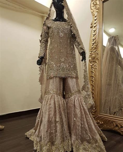 Pin By Rubab On Pakistani Bridal Pakistani Bridal Wear Pakistani Wedding Outfits Bridal