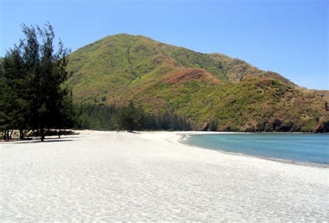 Fiesta Philippine Travel And Adventure Anawangin Cove