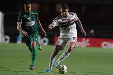 São Paulo elimina Manaus da Copa do Brasil apagão no Morumbi